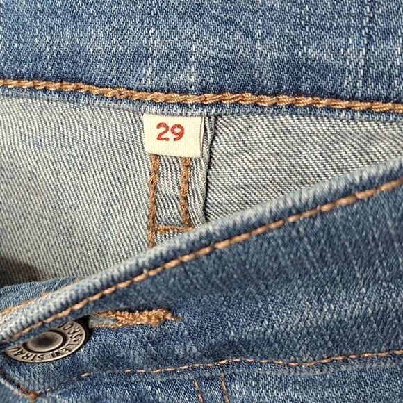 Levi's Denim Shorts size 29 - Picture 4 of 6